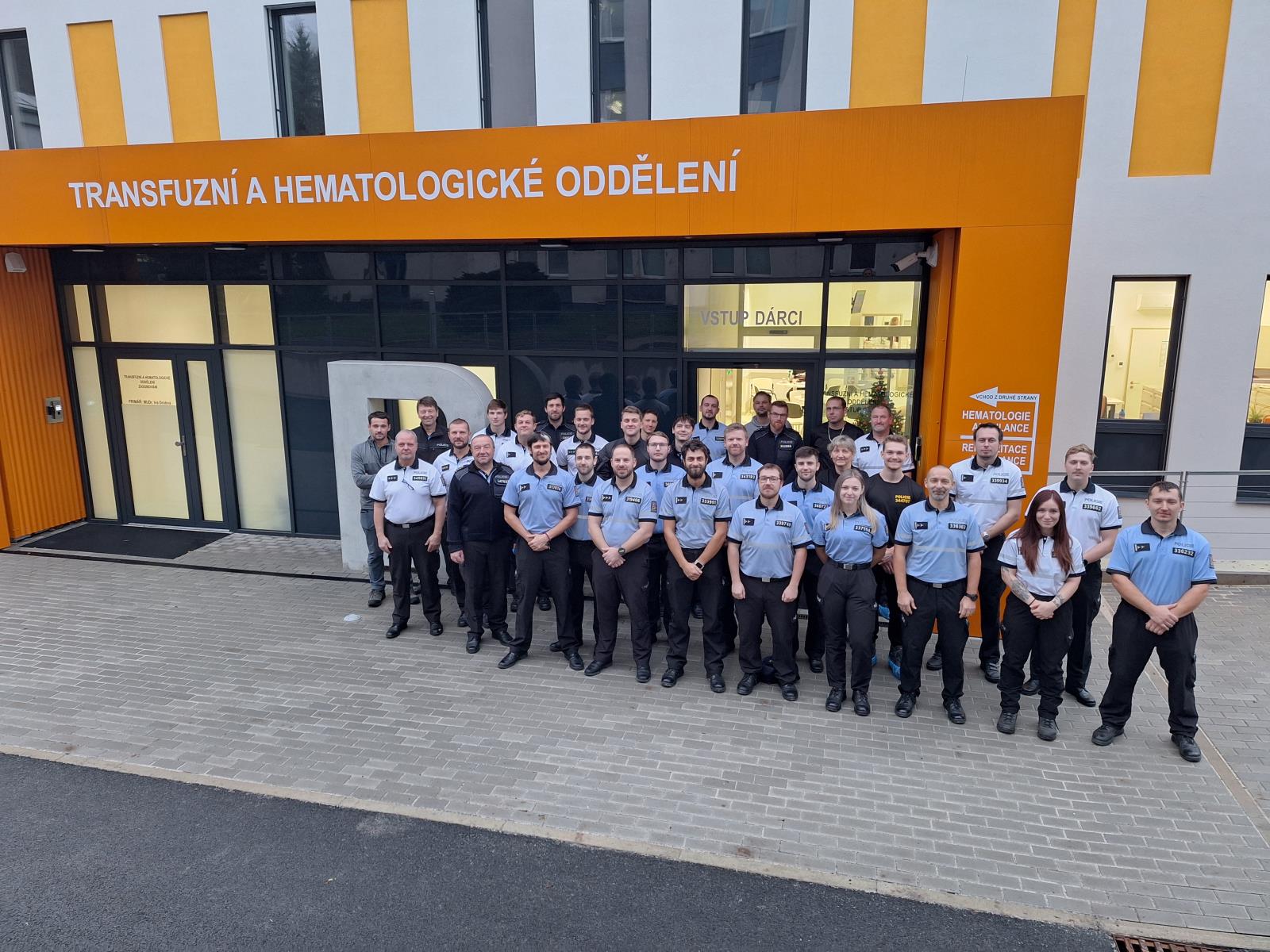 dárci krve - policisté z Trutnovska