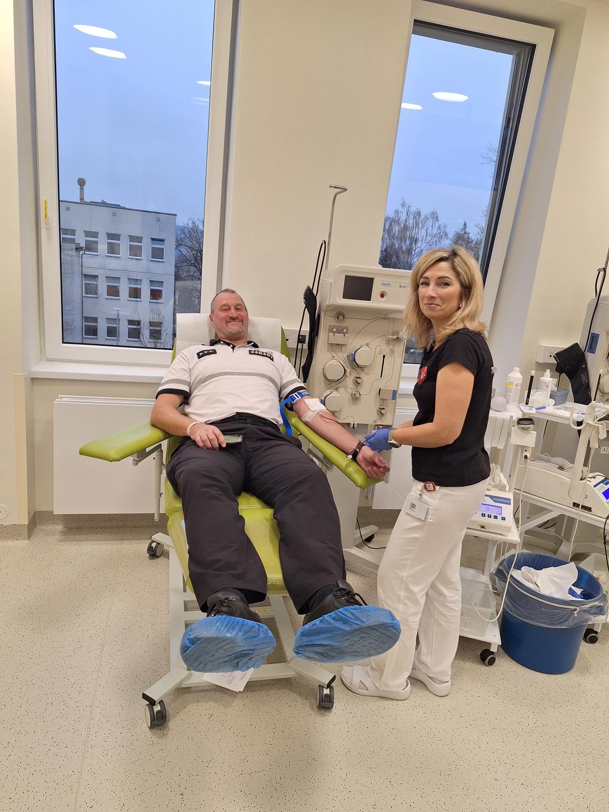 dárci krve - policisté z Trutnovska