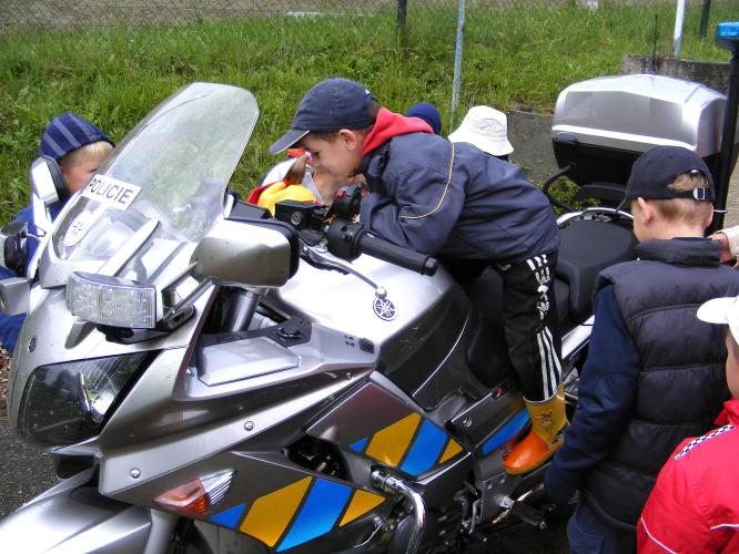 děti na motorce