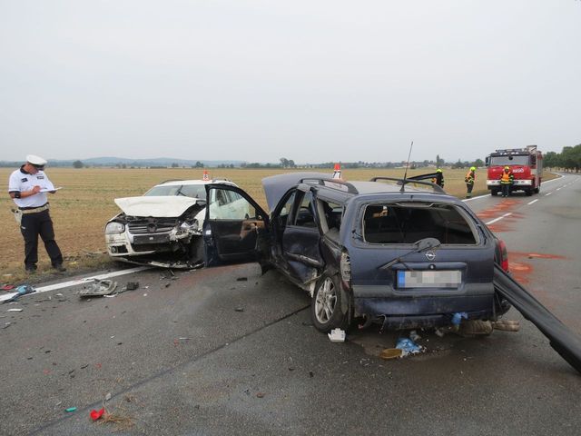 dopravní nehoda mezi Zvolí a Libivou