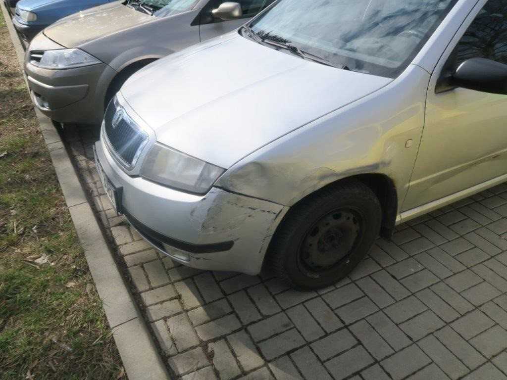 fabie po nárazu do volkswagenu