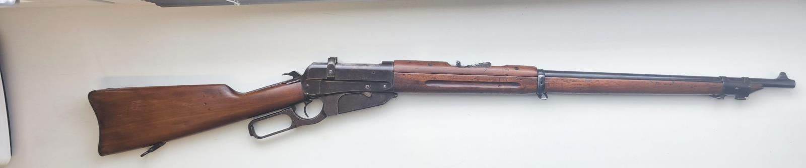 foto 3_puška Winchester.jpg