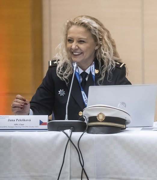 jana pelešková.jpg