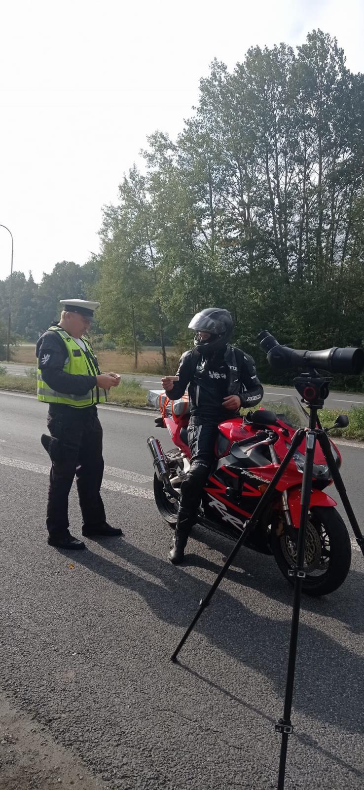 kontrola rychlostních limitů