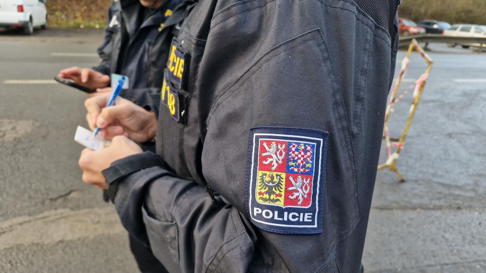 kontrolní akce_cizinecká policie (2).jpg