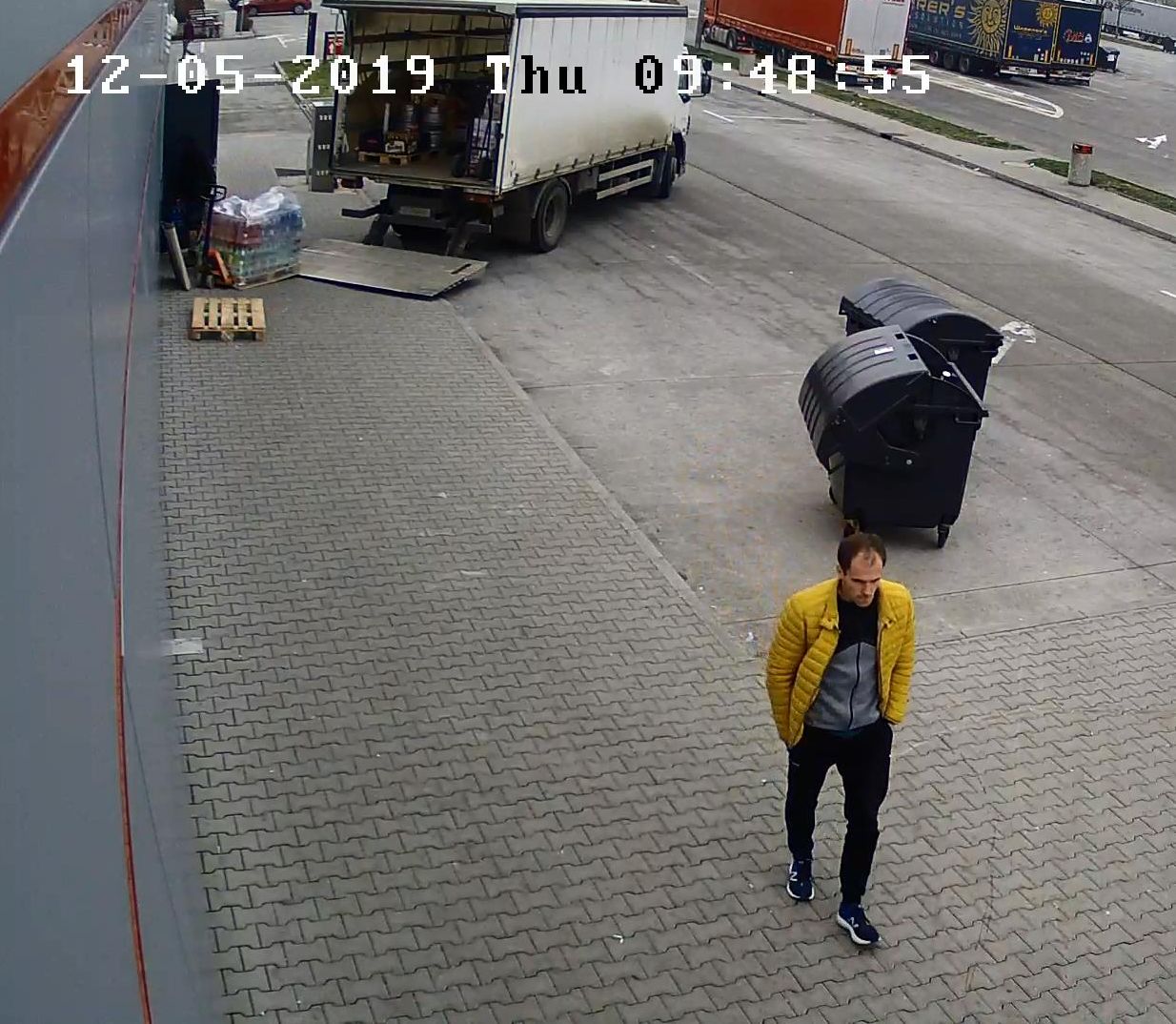 krádež na benzinové čerpací stanici