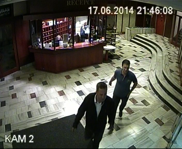 krádež v hotelu 