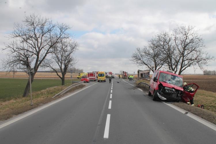 křížovatka u obce Oleksovice  (1) pátek