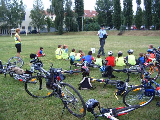 malí cyklisté