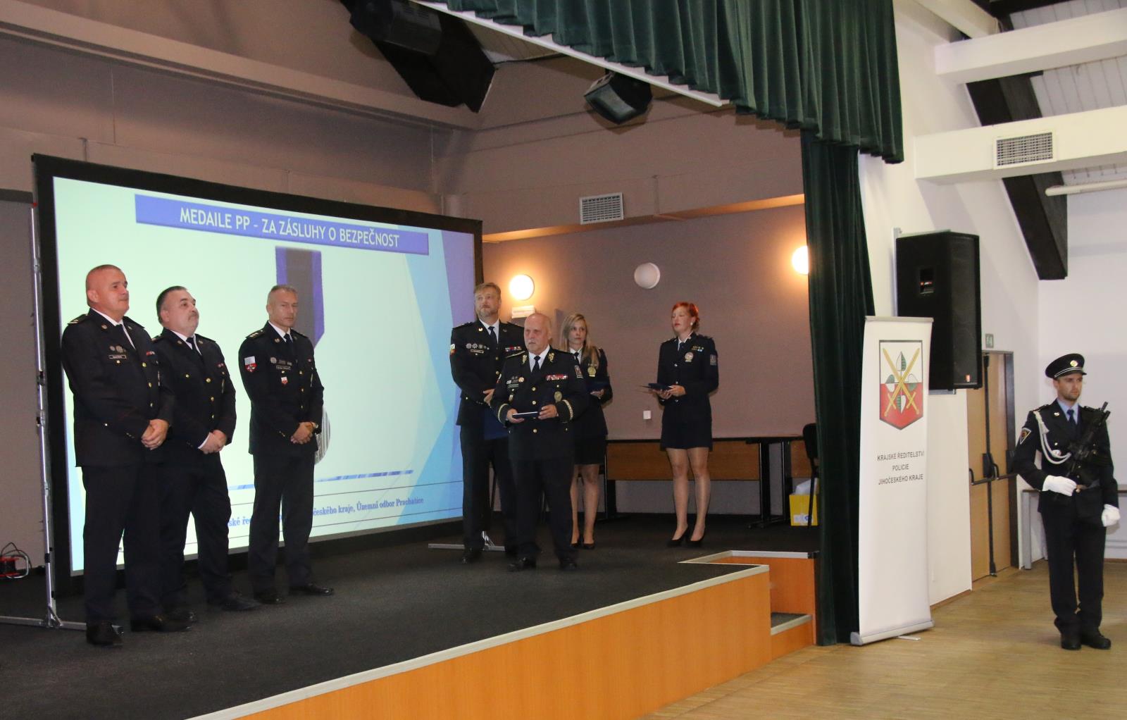 mjr. David Postl, kpt. Karel Dušek, npor. Miroslav Truhlář.JPG