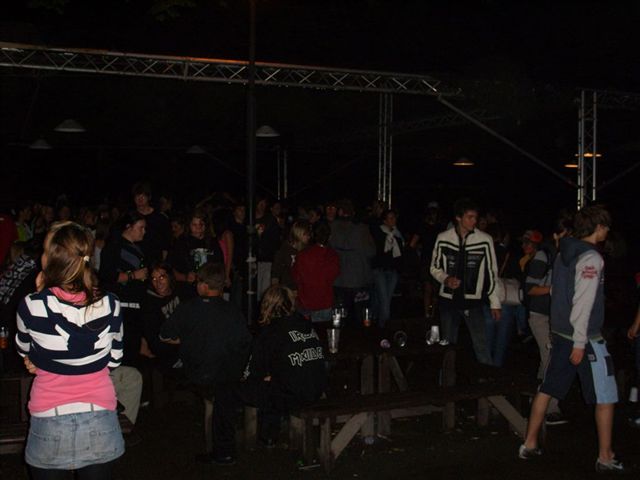 mladez5.jpg