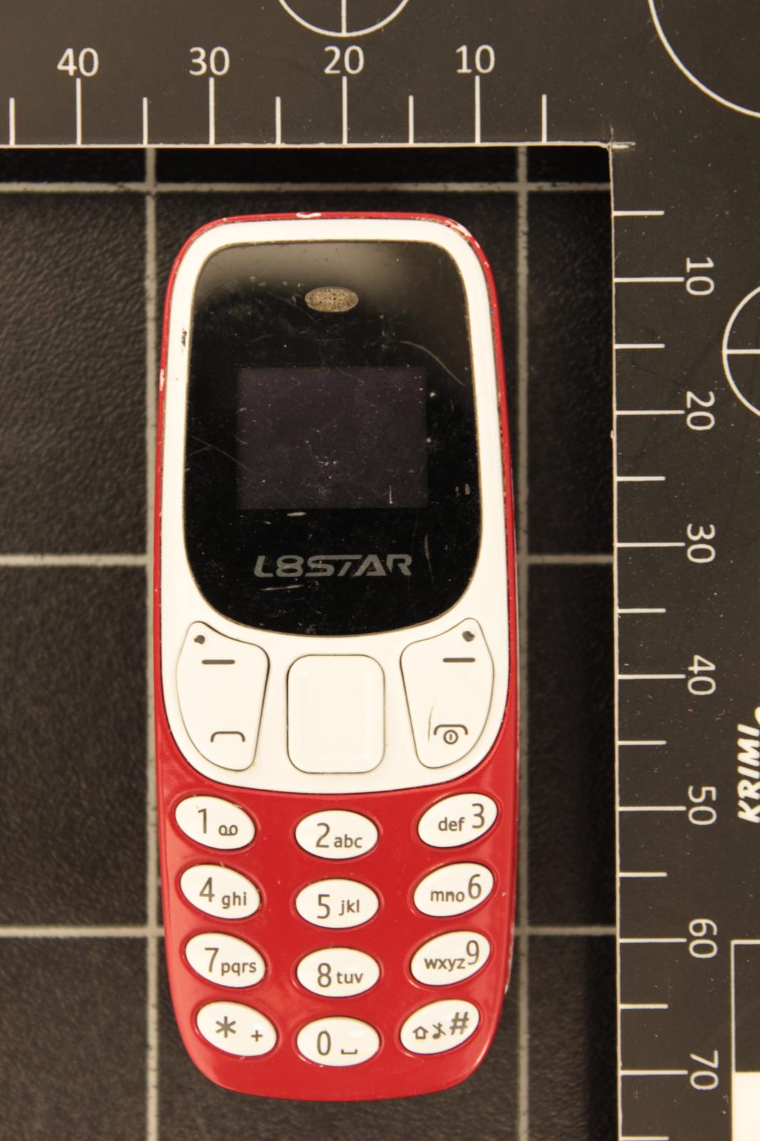 mobilní telefon.JPG