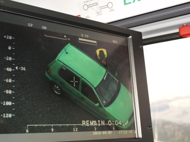 monitor ve vrtulníku