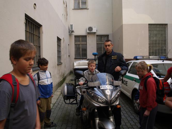 motocykl děti zaujal
