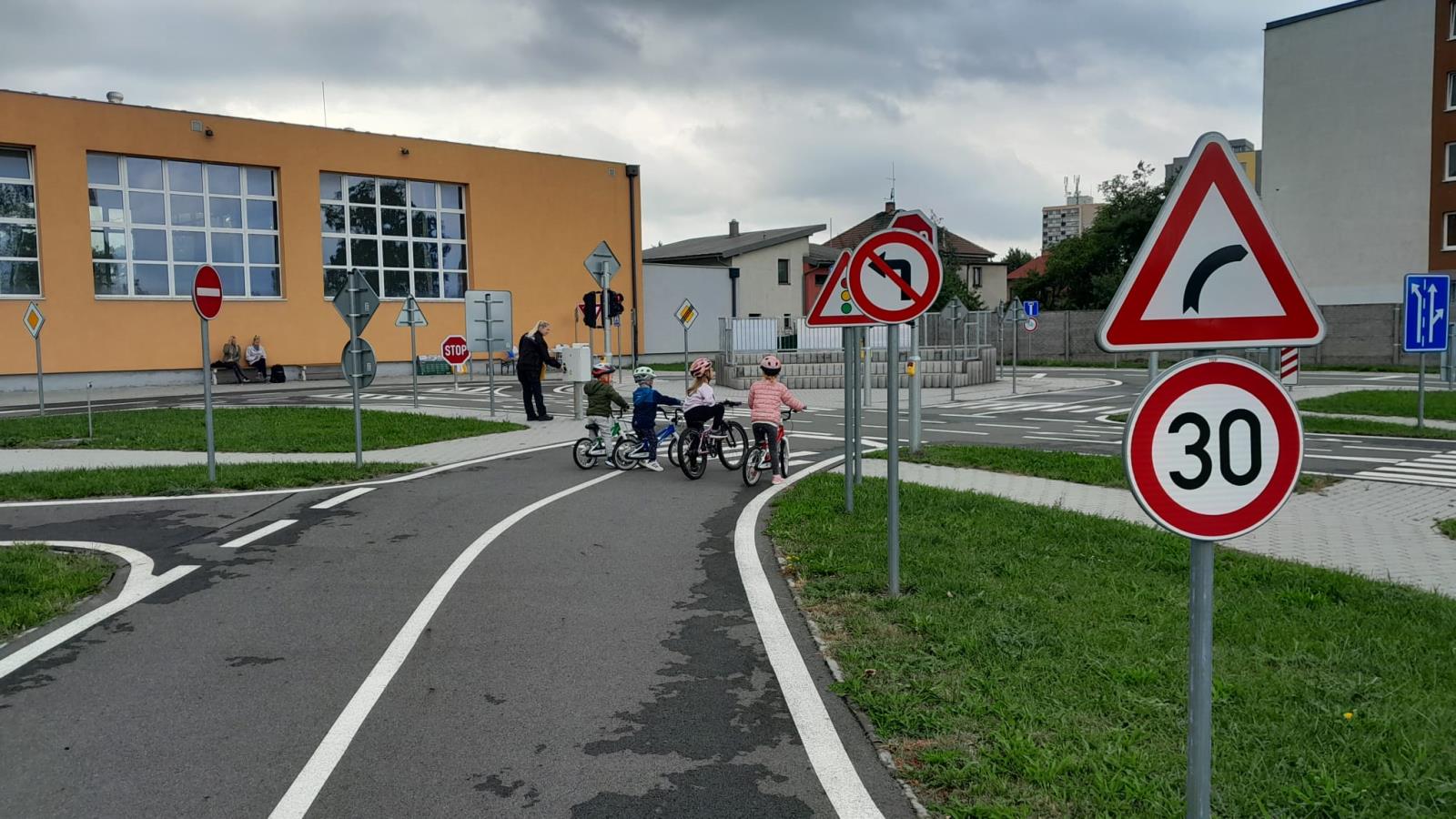 na dopravním hřišti
