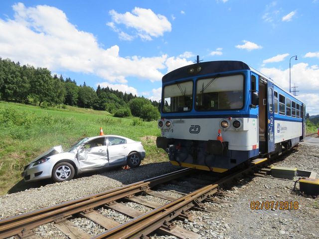 nehoda na železničním přejezdu