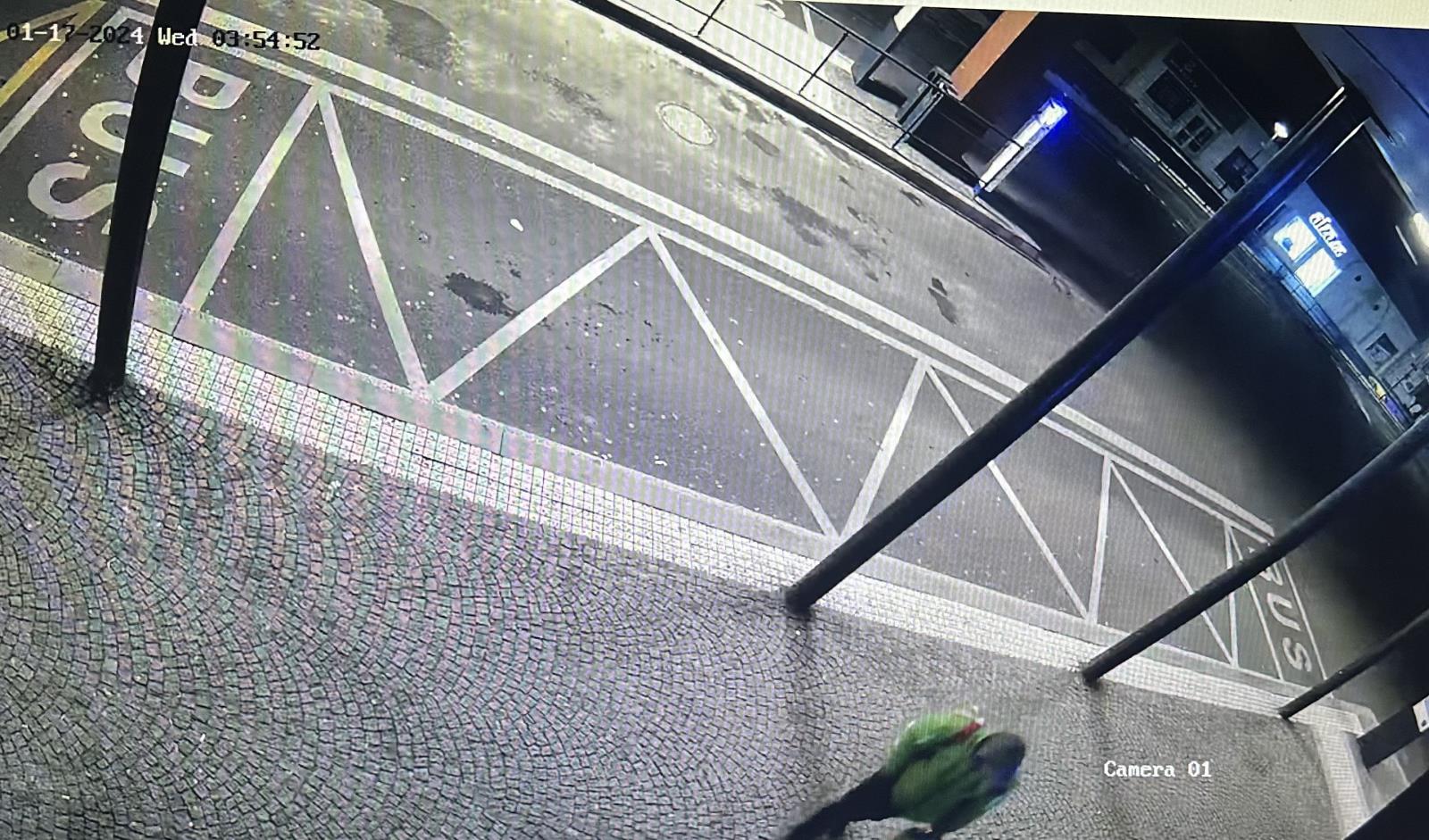 neznámé osoby na autobus. nádraží Benešov