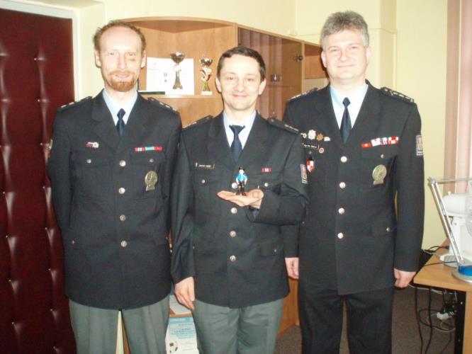 npor. Bc. Jan Hlubuček, npor. Bc. Jaromír Habr, plk. Mgr. Bc. Petr Šikola