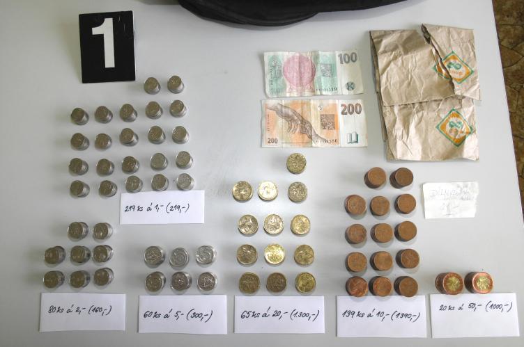 odcizená fin.hotovostII.JPG