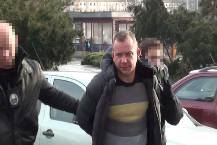 pachatel hlavní nádraží 2