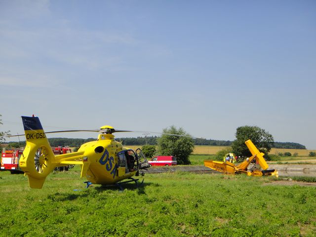 pád práškovacího letadla