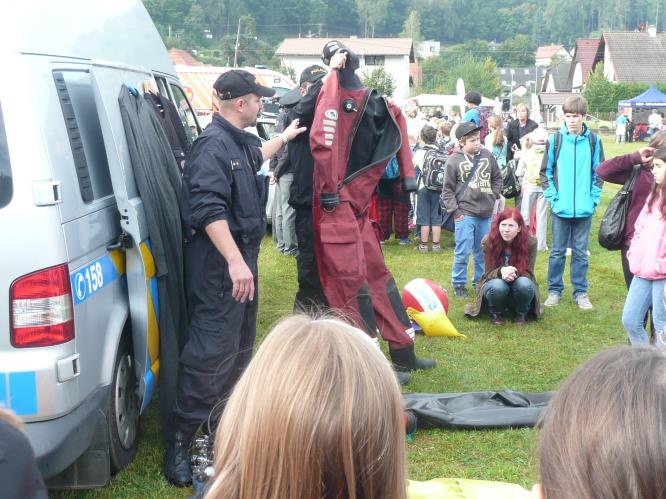 policejní potápěči