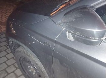 poškozené vozidlo