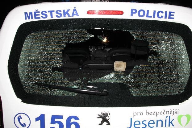 poškozené vozidlo MěP