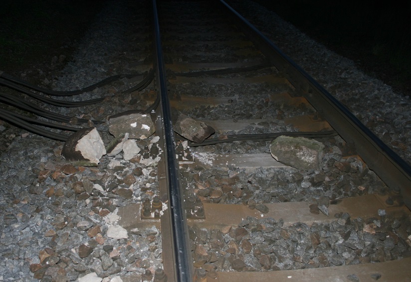 poškození vlaku