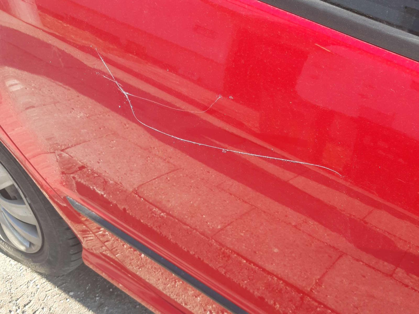 poškozený lak04.jpg