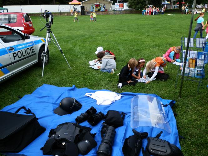 protiúderový komplet