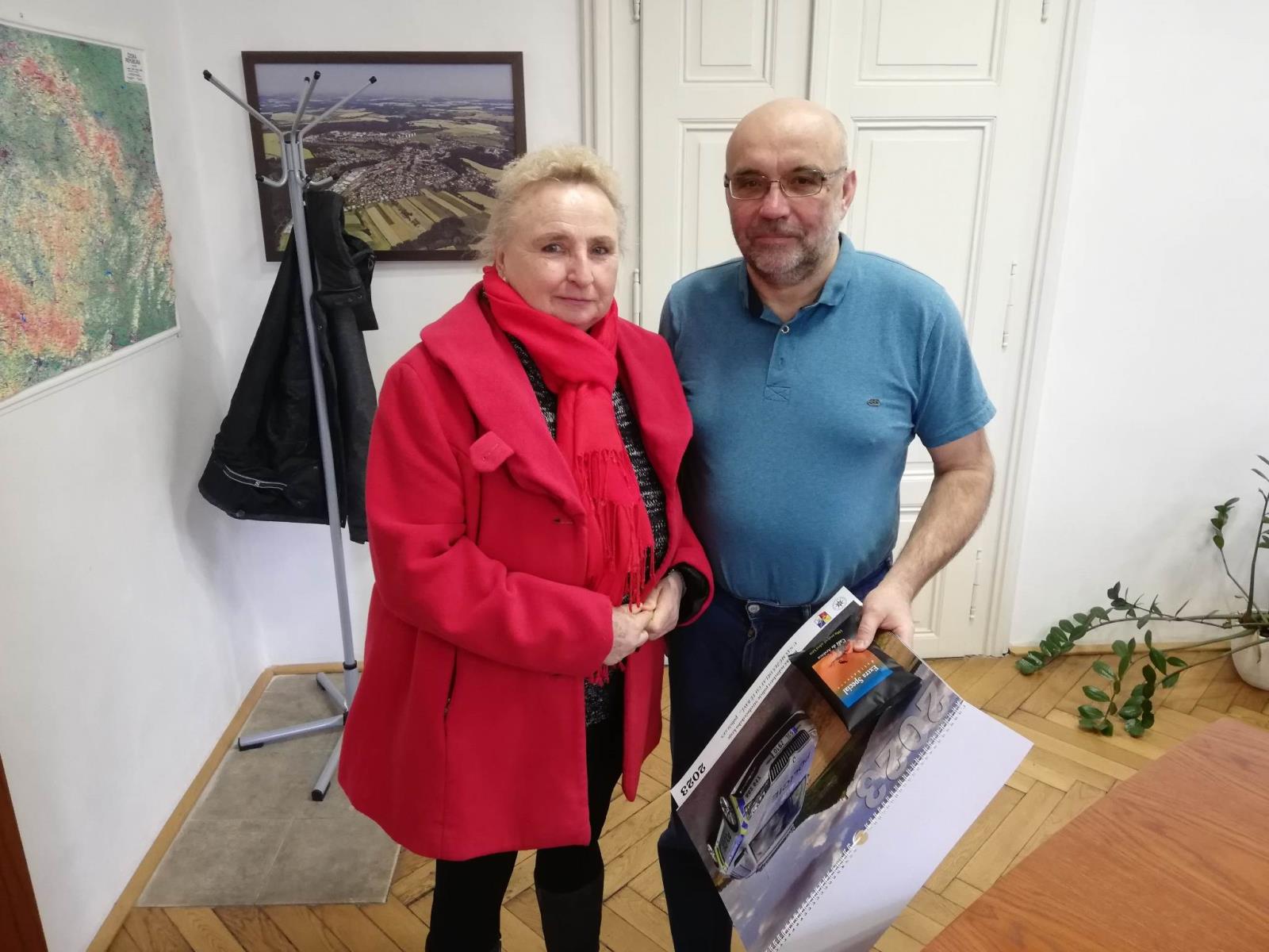 ředitelka ÚO PČR Kutná Hora se starostou Zruče nad Sázavou