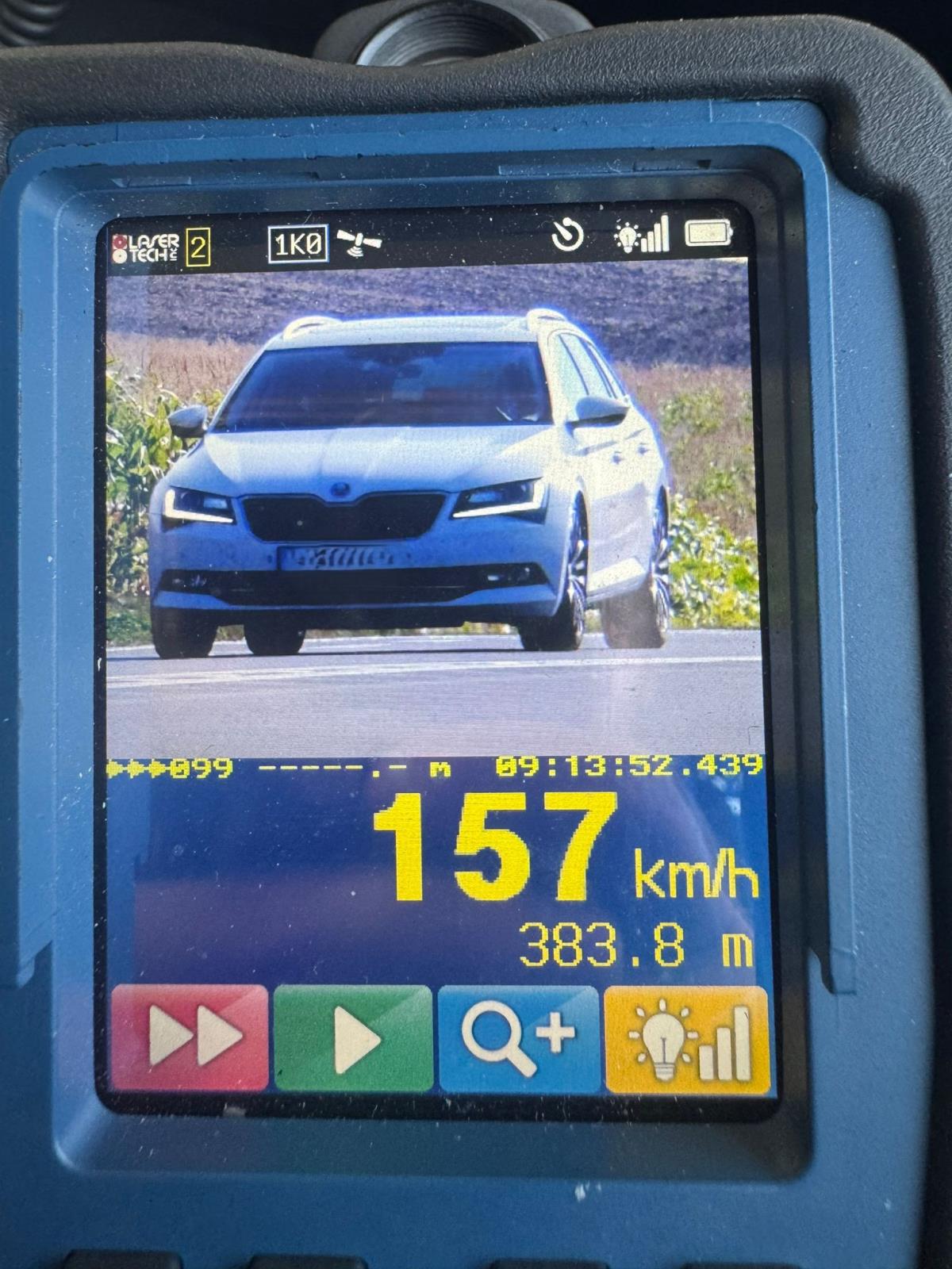 rychlost 157 km/hod
