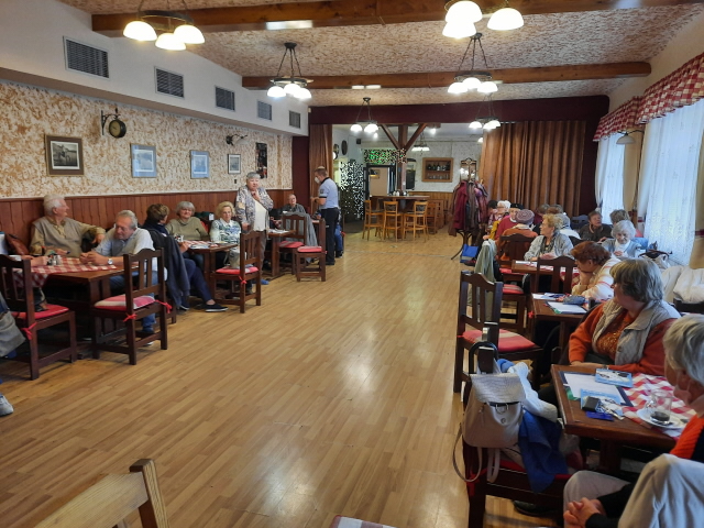 senioři 14.10.2021
