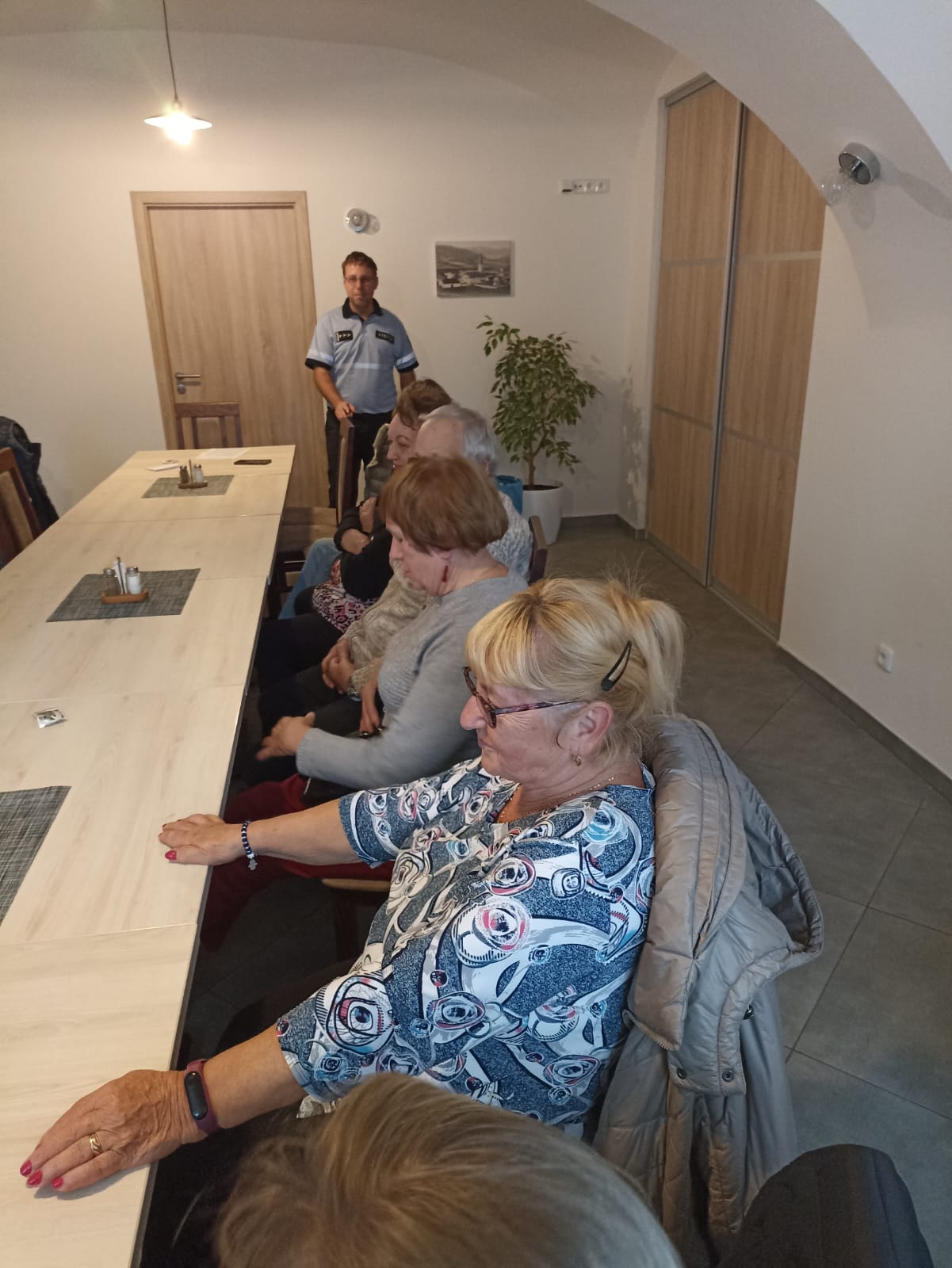 setkání seniorů Jindřichov.jpg