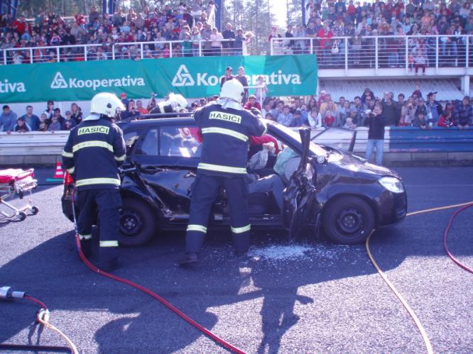 simulovaná autonehoda