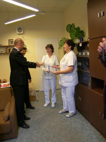 slavnostni predani penez.JPG