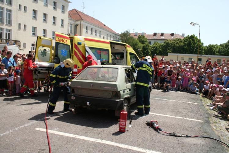 společná ukázka při dopravní nehodě