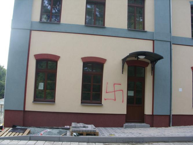 sprejerstvi4 - svastika