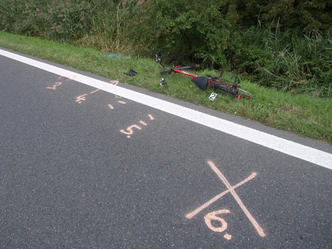 střet cyklistky s autem