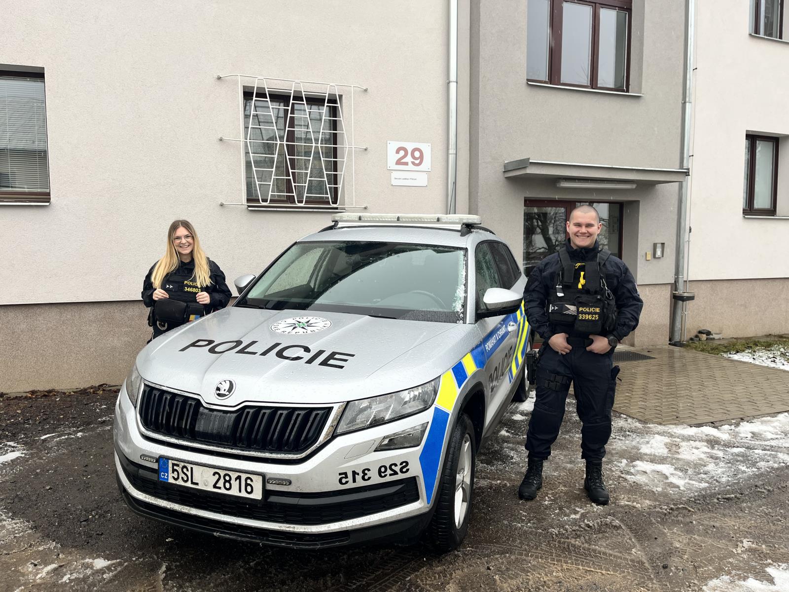 stržm. Tereza Pohanková a prap. Jiří Štěpán.JPG