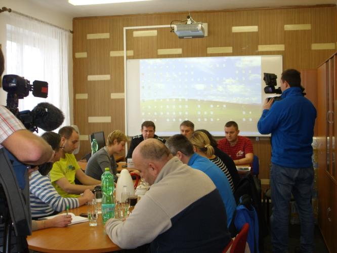 tiskovka 6. 2. 2014