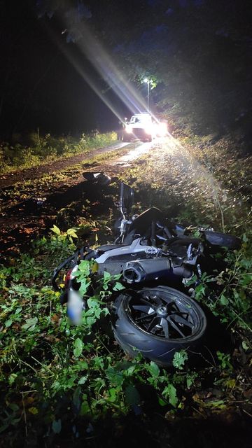 ujíždějící motorkář Bratrušov