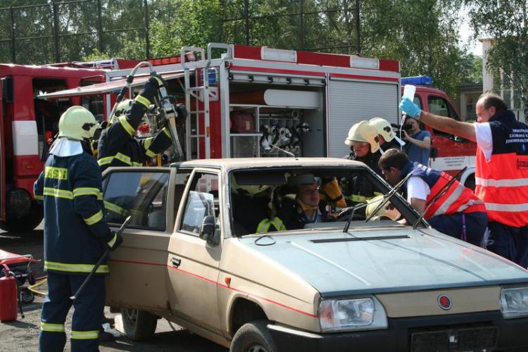 ukázka hasičů a záchranné služby 2.JPG