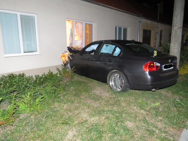 v obci Suchohrdly u Miroslavi (1)