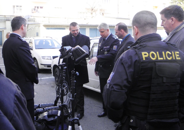 výstroj a výzbroj policie