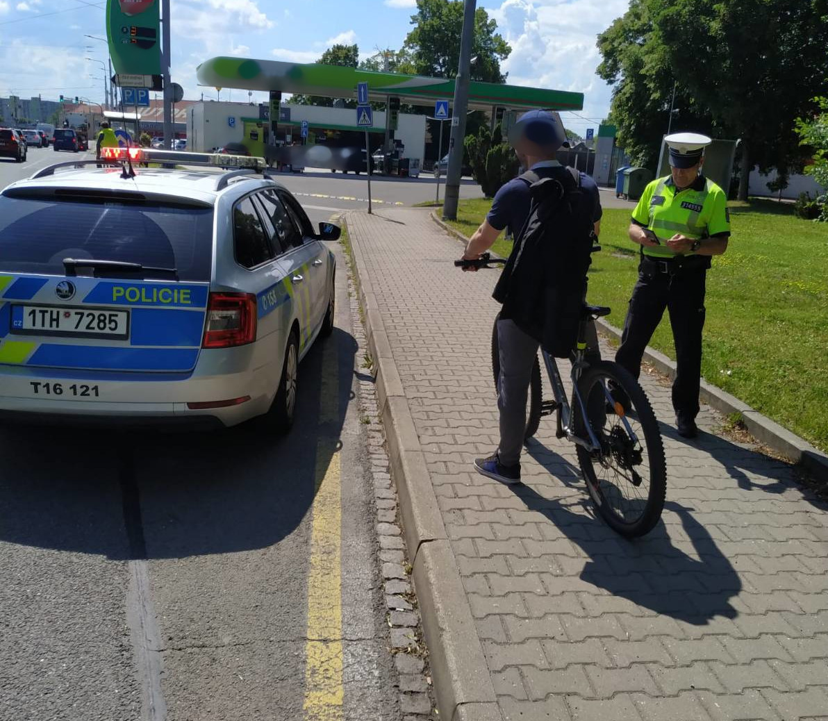 z akcí_kontrola cyklo.jpg