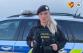 zasahující policistka, která muže vytáhla z vody