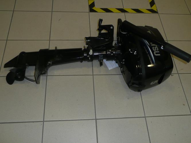 závěsný lodní motor foto č. 2