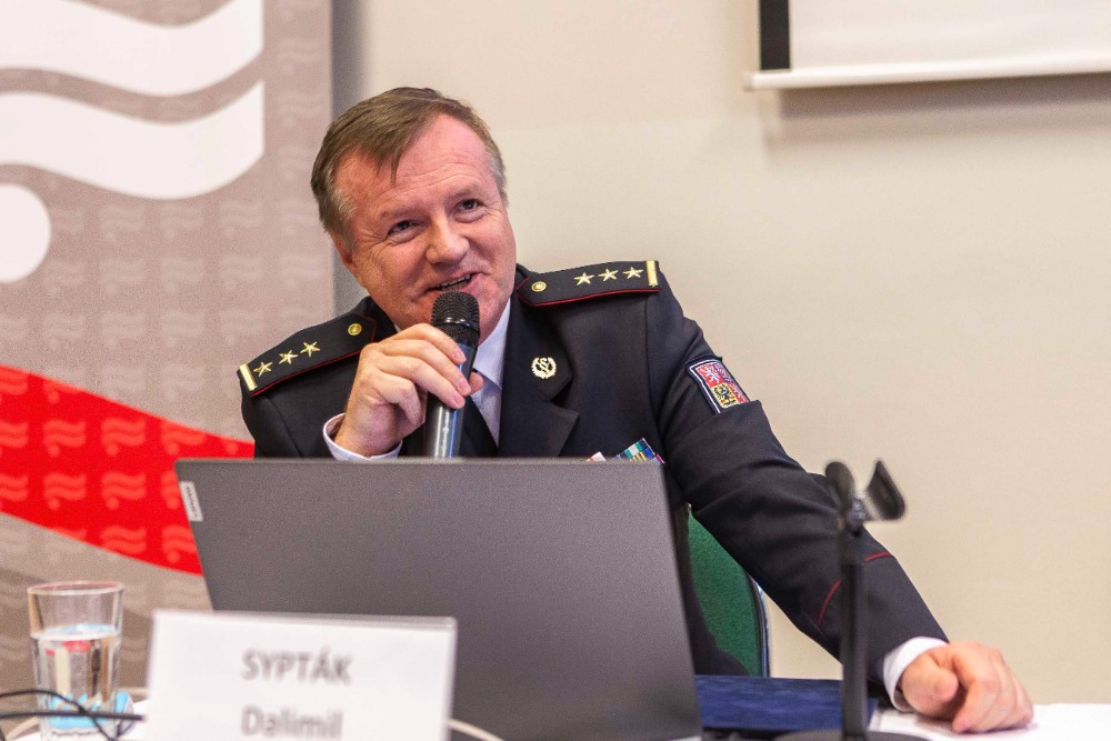 zdroj: ÚSTR - ÚDV SKPV na konferenci o bezpečnosti totalitních režimů